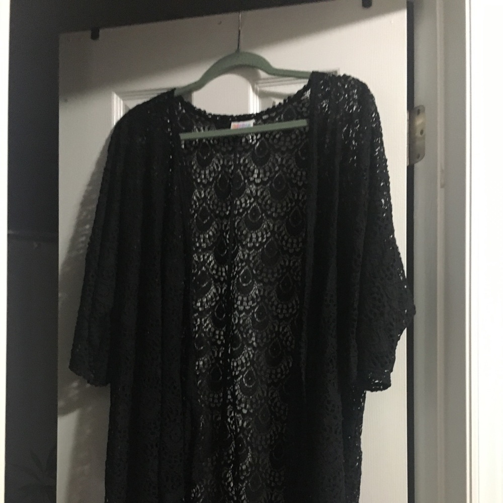 Black LulaRoe Lindsey